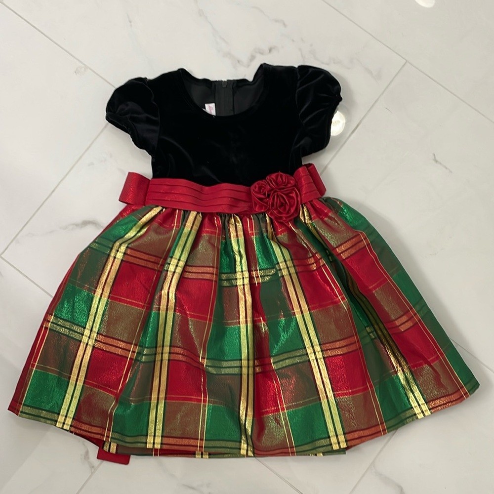 Bonnie Jean dress age 4 Christmas Holidays black red plaid tartan velour party